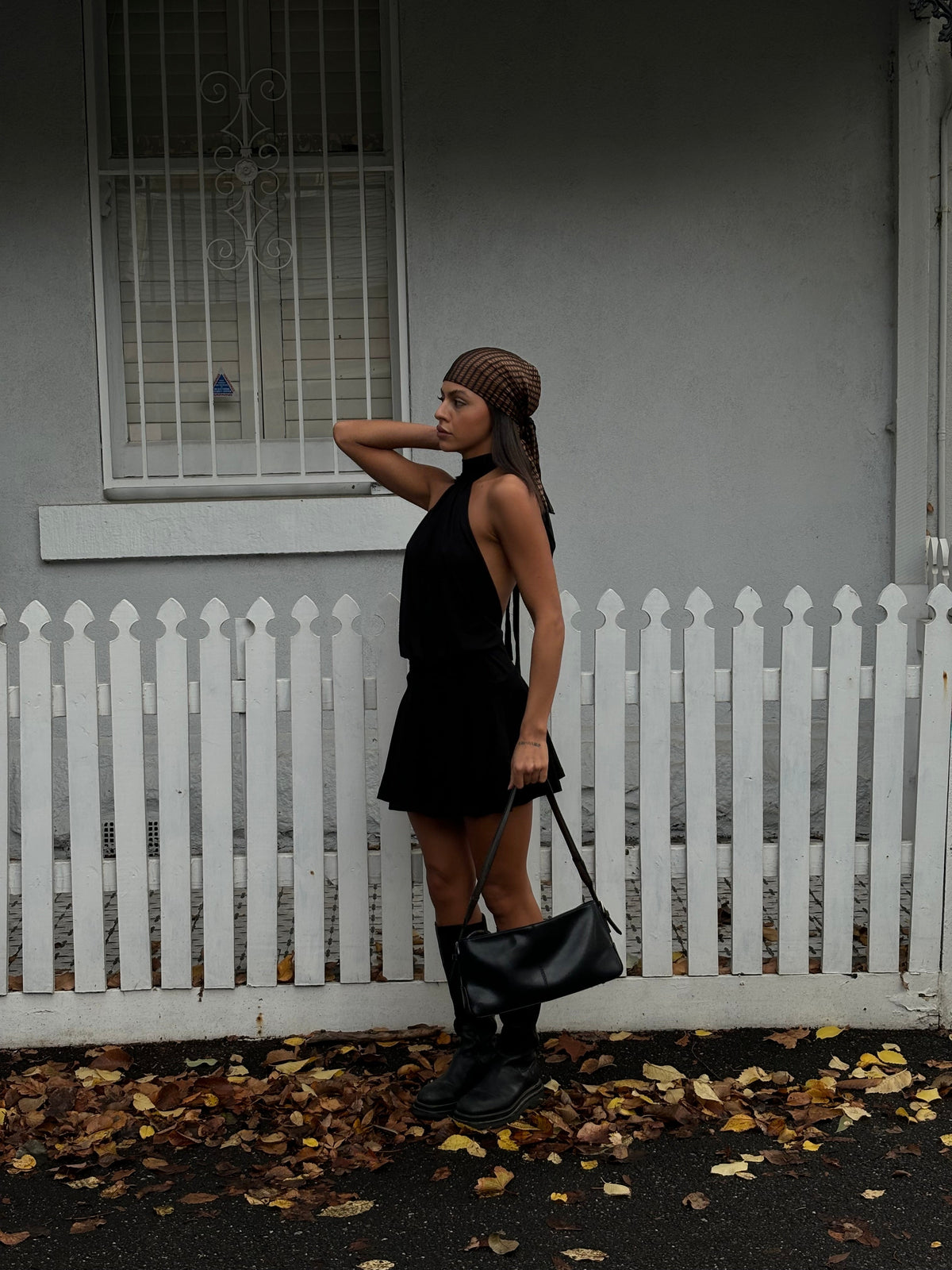 Kaiana dress with open back - Black