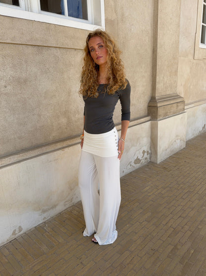 Tula trousers with pleat detail and buttons – White